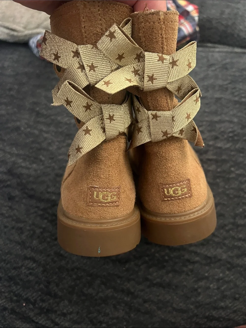 UGG kids Tillie Tan Suede zip-Up Winter Boots size 2